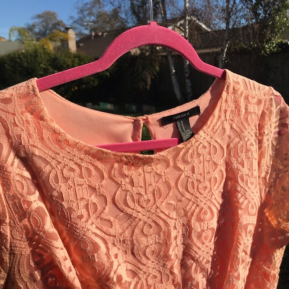 Salmon-color textured dress - Picture 4 of 5